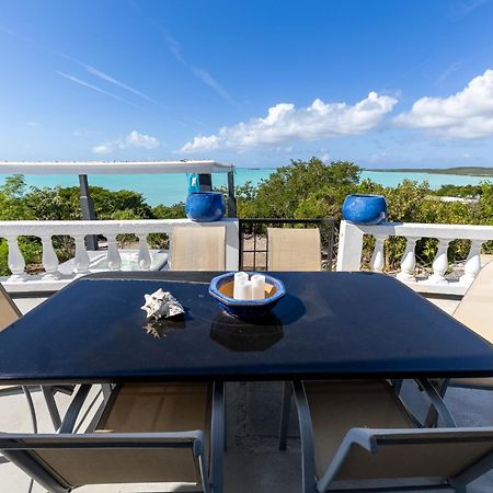 Waterside Home, Shaded Whirlpool Spa, Outdoor Dining, Smart Tv, Amazon Prime Five Cays Settlement Zewnętrze zdjęcie