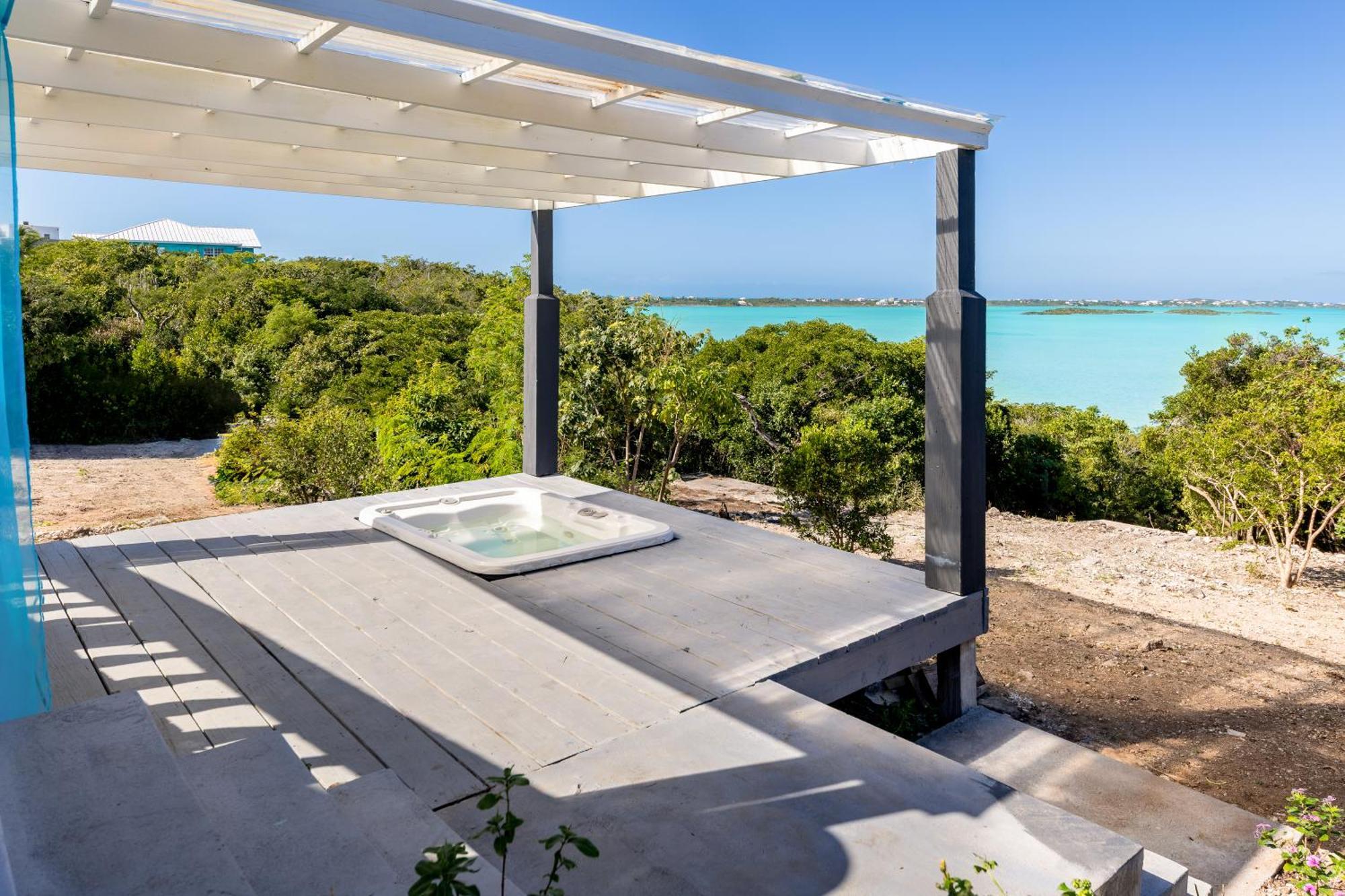 Waterside Home, Shaded Whirlpool Spa, Outdoor Dining, Smart Tv, Amazon Prime Five Cays Settlement Zewnętrze zdjęcie