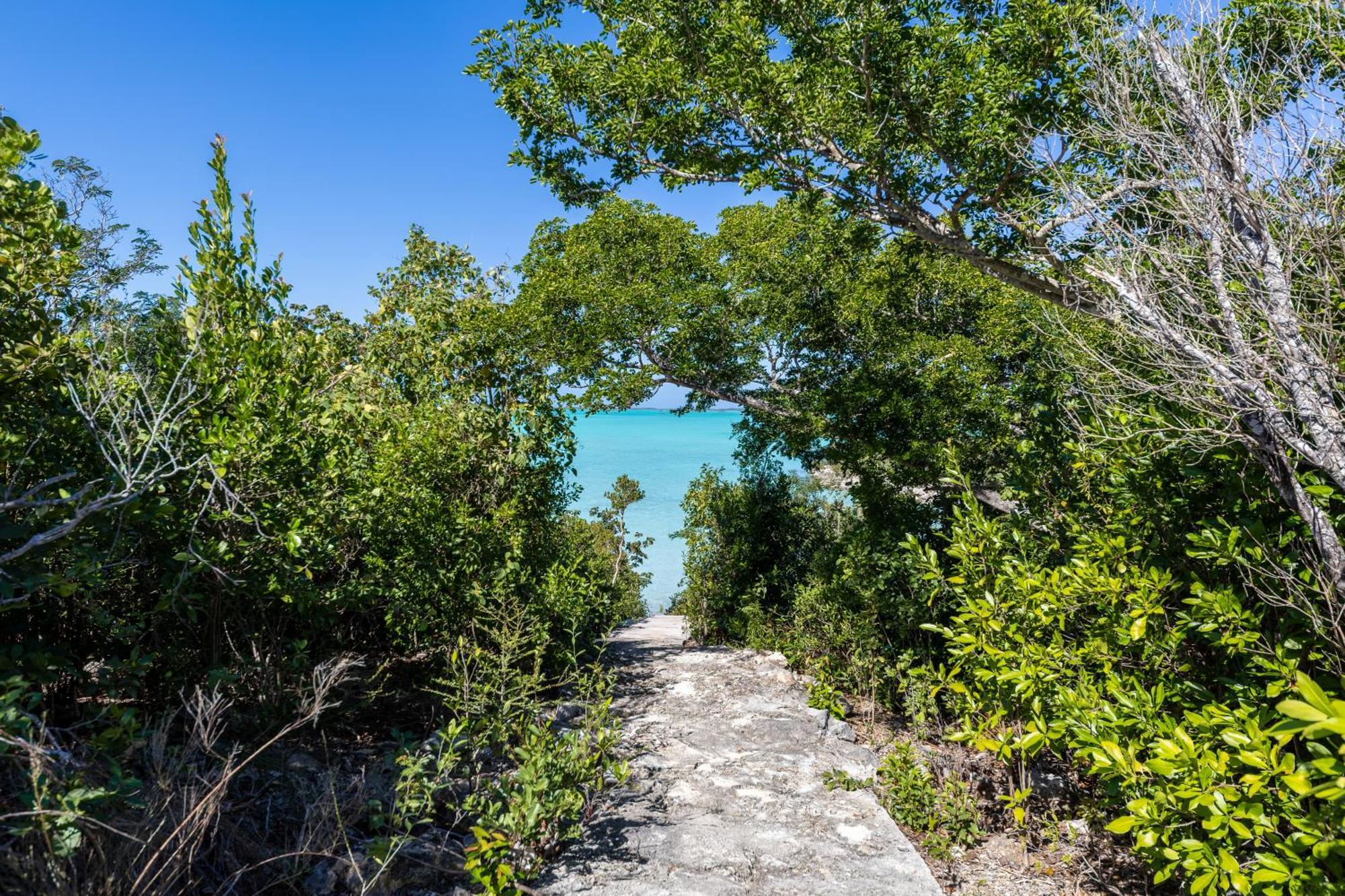 Waterside Home, Shaded Whirlpool Spa, Outdoor Dining, Smart Tv, Amazon Prime Five Cays Settlement Zewnętrze zdjęcie