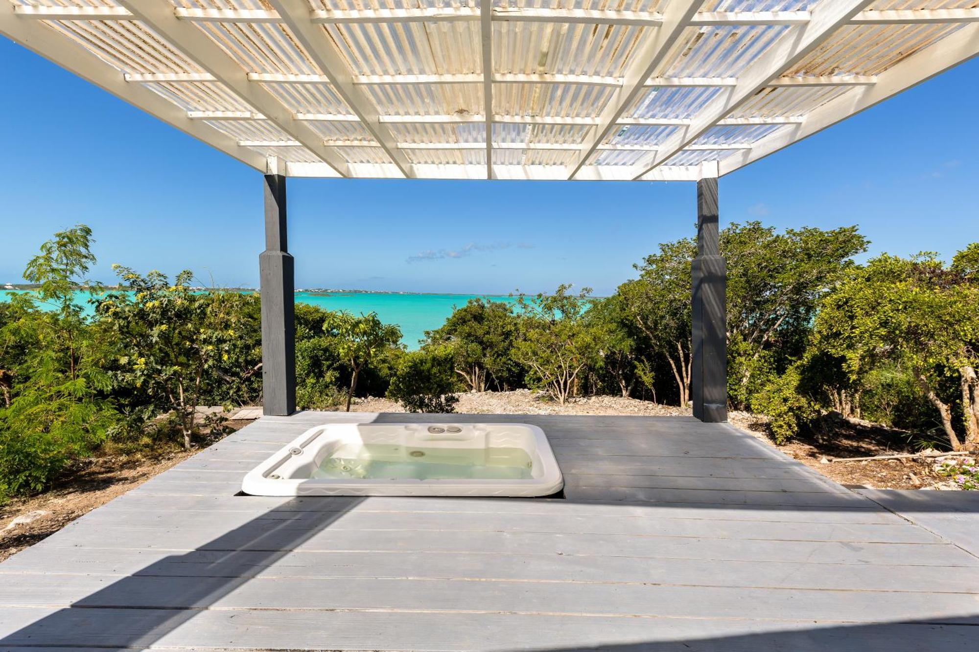 Waterside Home, Shaded Whirlpool Spa, Outdoor Dining, Smart Tv, Amazon Prime Five Cays Settlement Zewnętrze zdjęcie